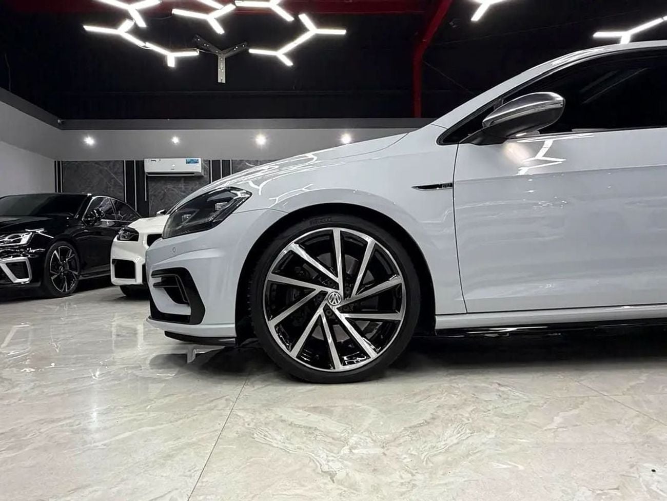 Volkswagen Golf R SEL