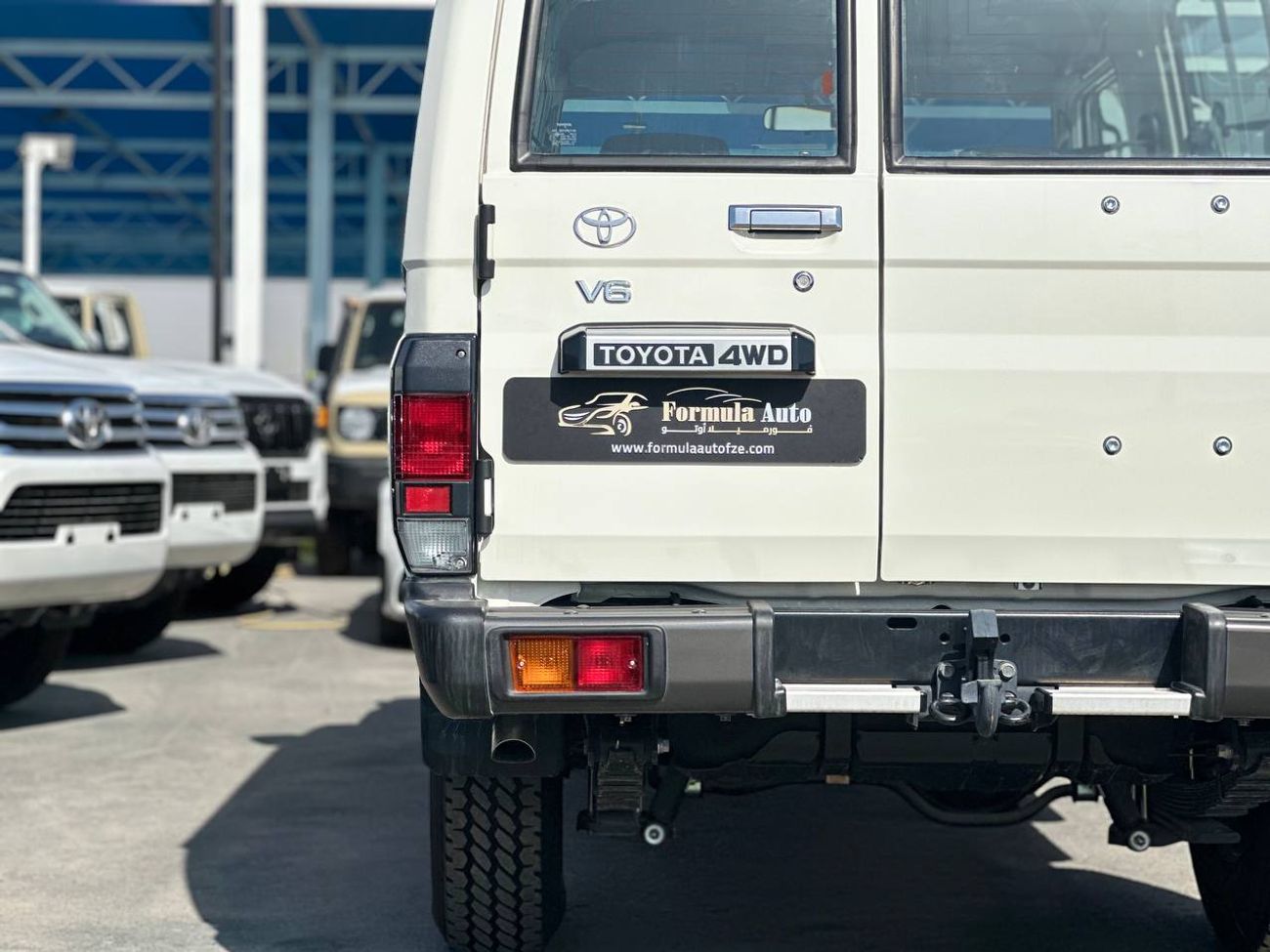 تويوتا لاند كروزر 70 LC 78 HARDTOP 4.0L MT