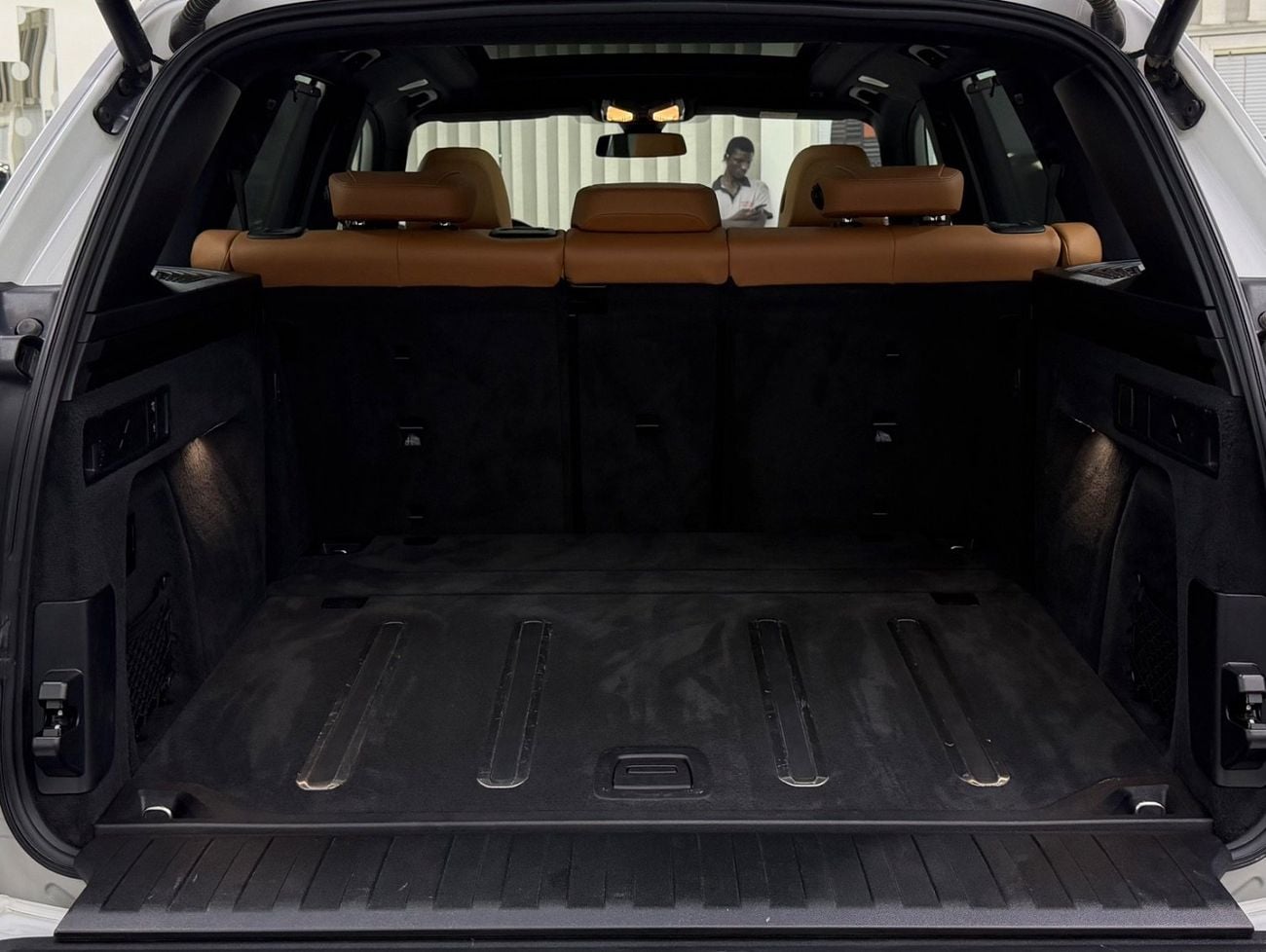 BMW X5 40i M SPORT EXCLUSIVE GCC .. FSH .. M kit .. Perfect Condition .. V6