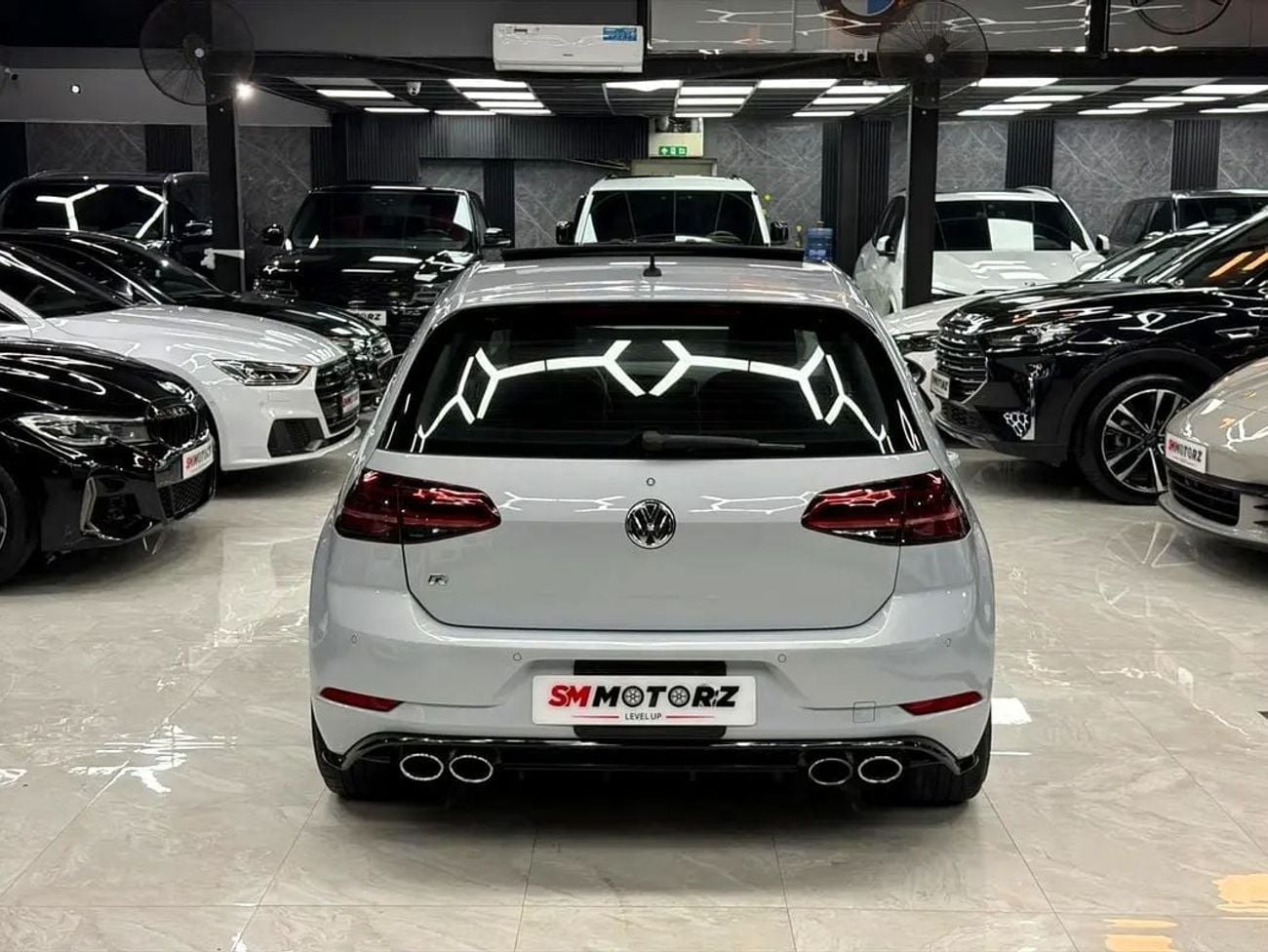 Volkswagen Golf R SEL