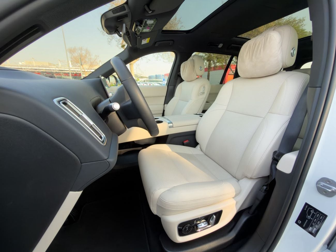 Li Auto L9 ULTRA USED 2025 LI AUTO L9 ULTRA | LOW MILEAGE (6000 KM) |