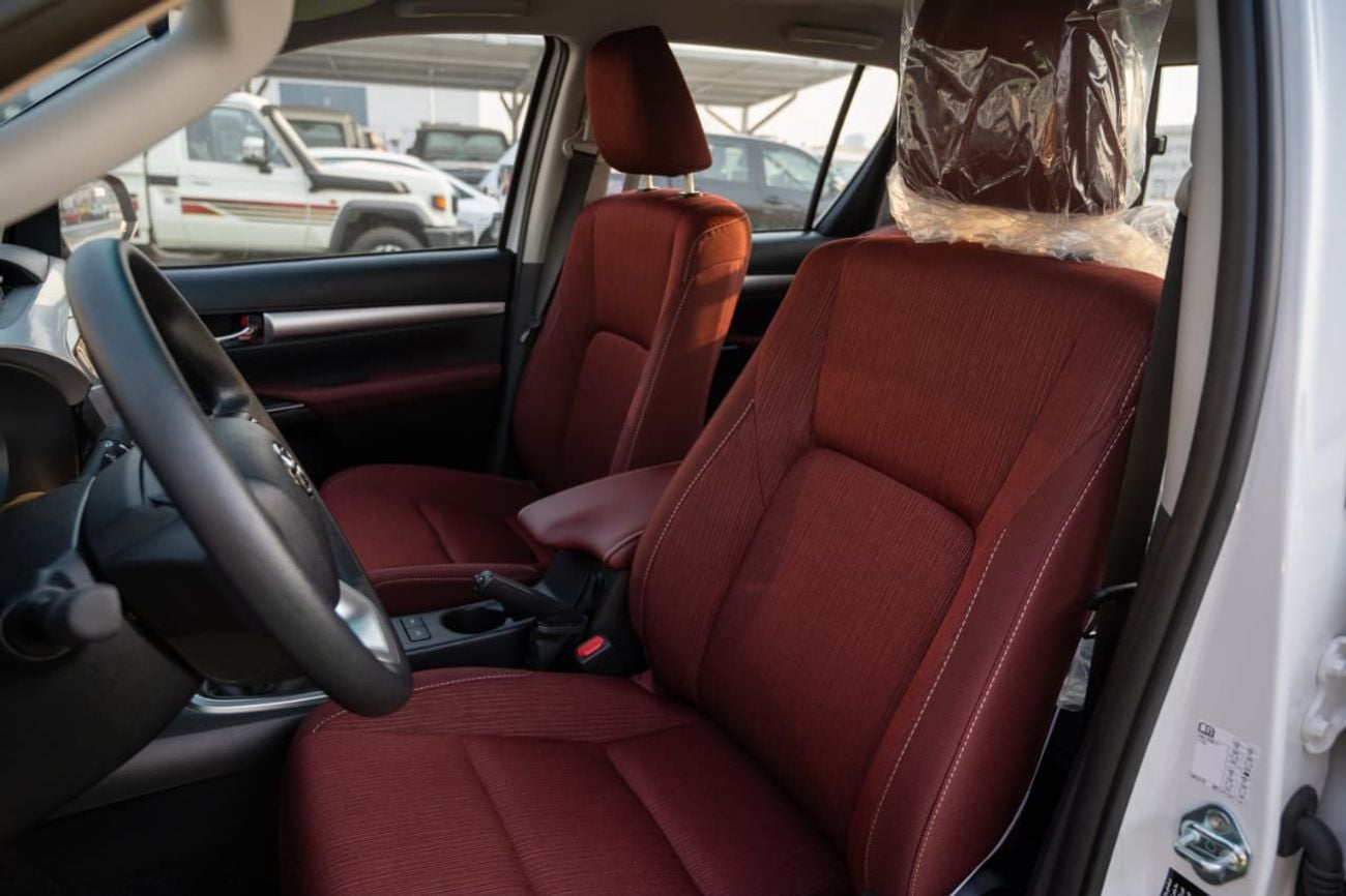 Toyota Hilux GLX S-G 2.7L MT 4WD DOUBLE CAB PICK UP