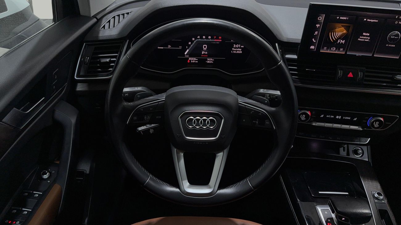 أودي Q5 45 TFSI كارس24 هي سوق ضخم للسيارات المستعملة موثوق ومضمون ٪كارس24 هي سوق ضخم للسيارات المستعملة موثوق ومضمون