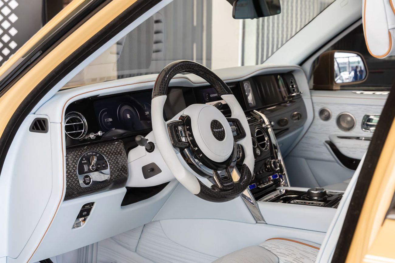 Rolls Royce Cullinan STANDARD Rolls-Royce Cullinan | Original MANSORY with certificate | 1 of 1 Edition | GCC