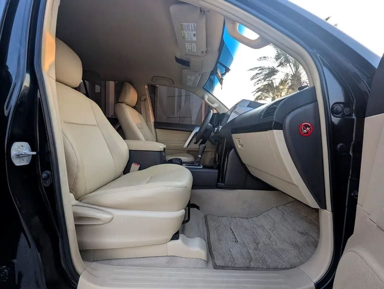 Toyota Prado TX-L | GCC Specs | V4 2.7L Interior and Exterior Excellent Condition