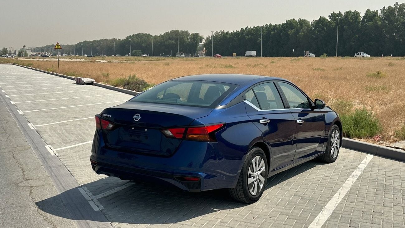 Nissan Altima S