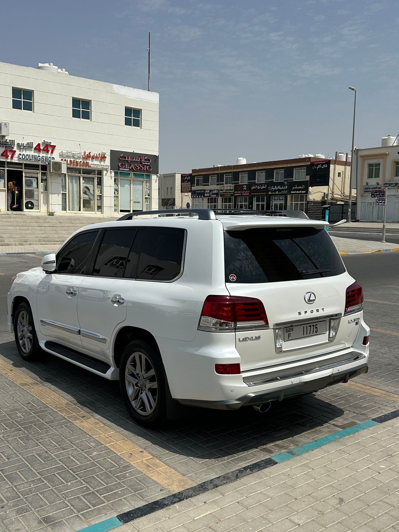 Lexus LX570 SPORT PLATINUM