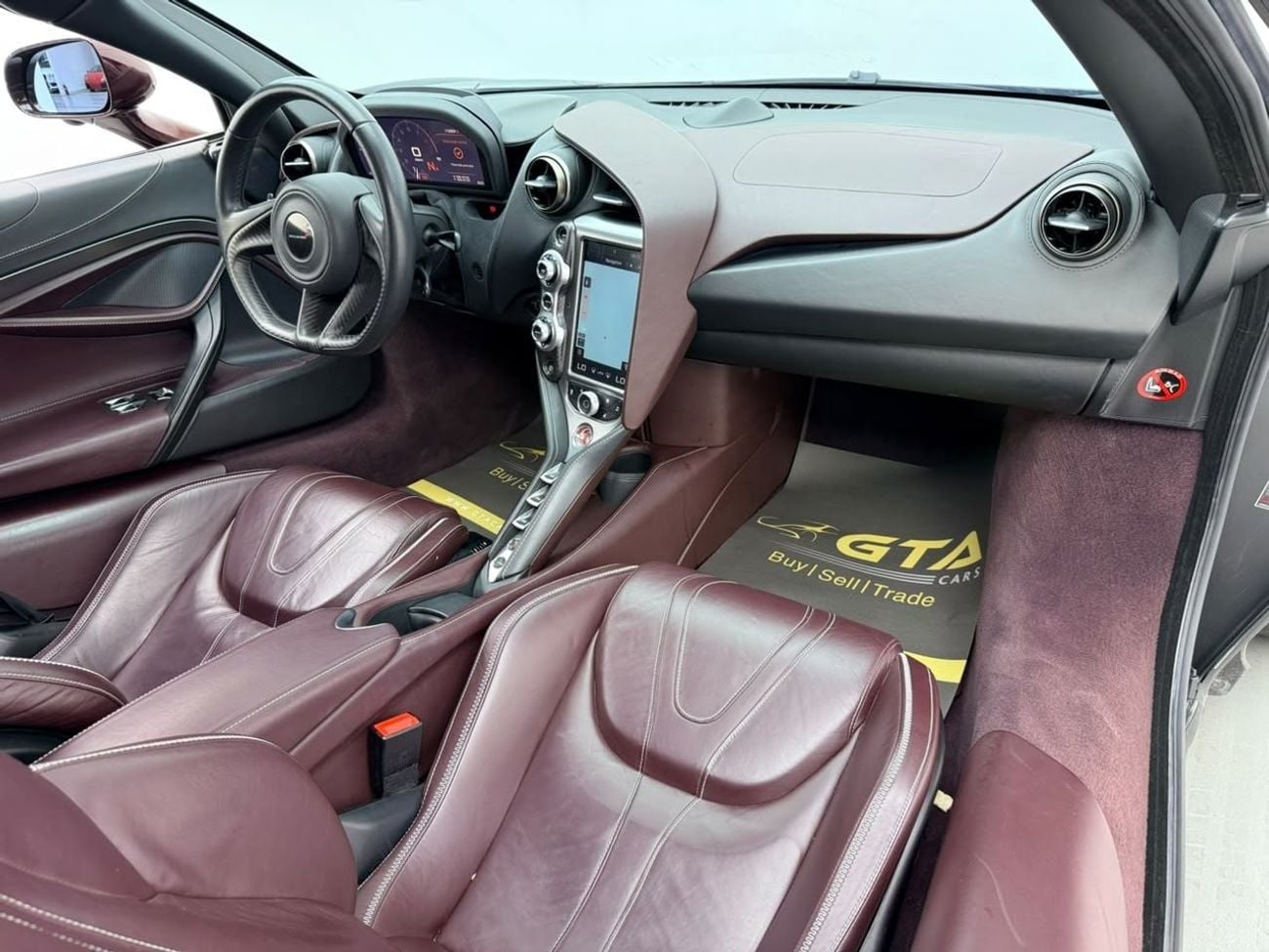 McLaren 720S PERFORMANCE 2019 McLaren 720S Performance, 1 Year Unlimited Kilometer Warranty, Japanese Specs.
