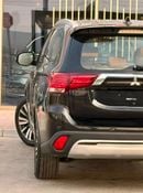 Mitsubishi Outlander GLX HIGHLINE FABRIC 785-Monthly l GCC l 4WD , Cruise, Camera l Accident Free