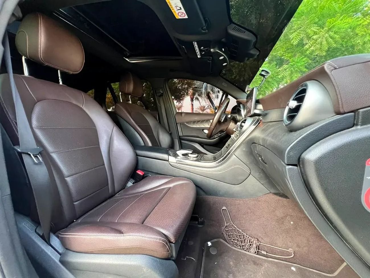 Mercedes Benz GLC250 GLC 250 4MATIC | GCC Specs | Excellent Condition