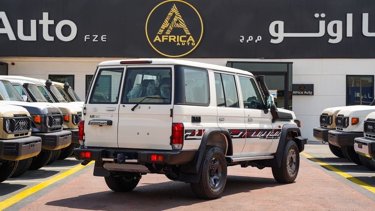 تويوتا لاند كروزر 70 LC76 LX LC76 4L PTR 26 YM MT MID