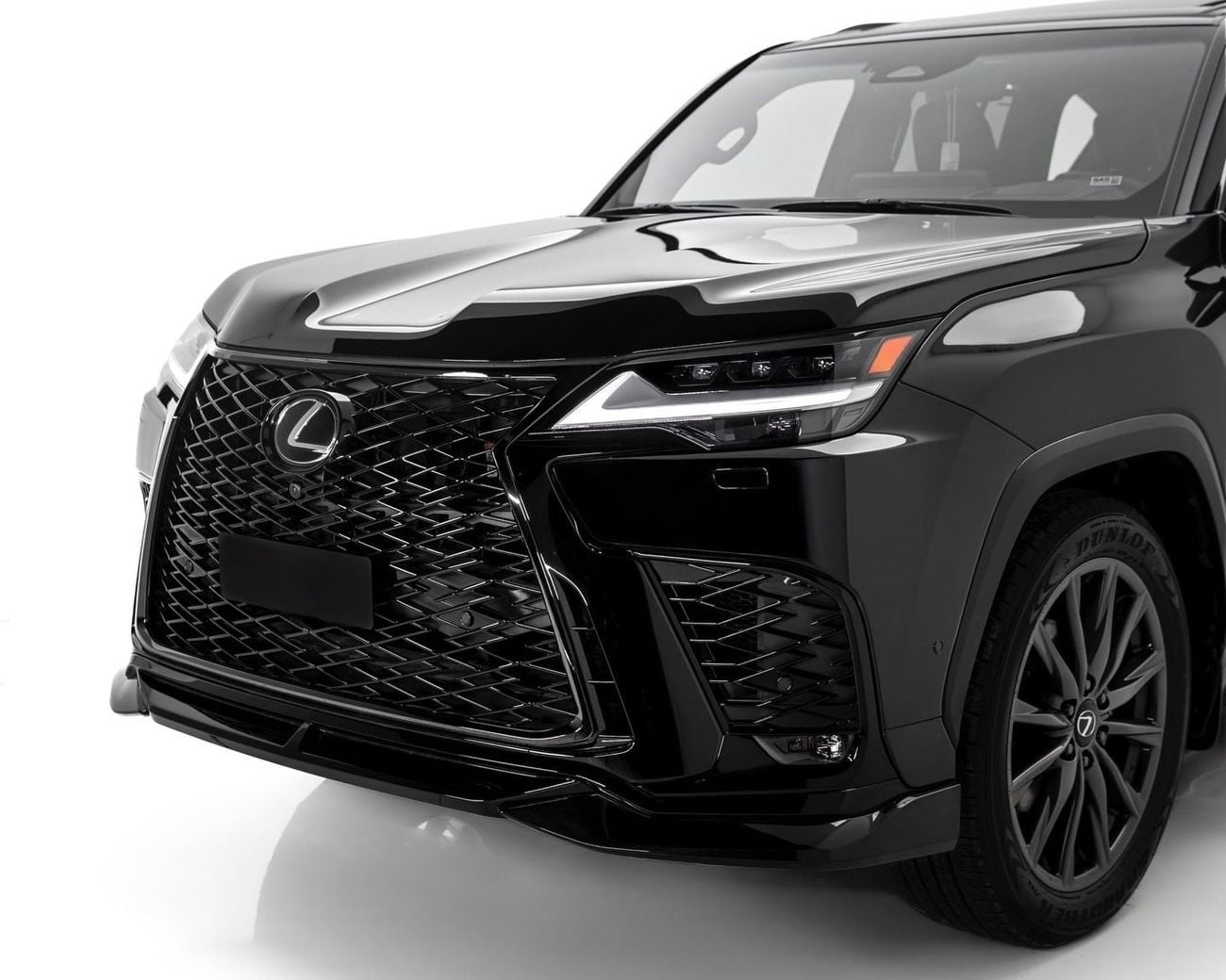 لكزس LX 700h F SPORT أسود/أحمر 2026