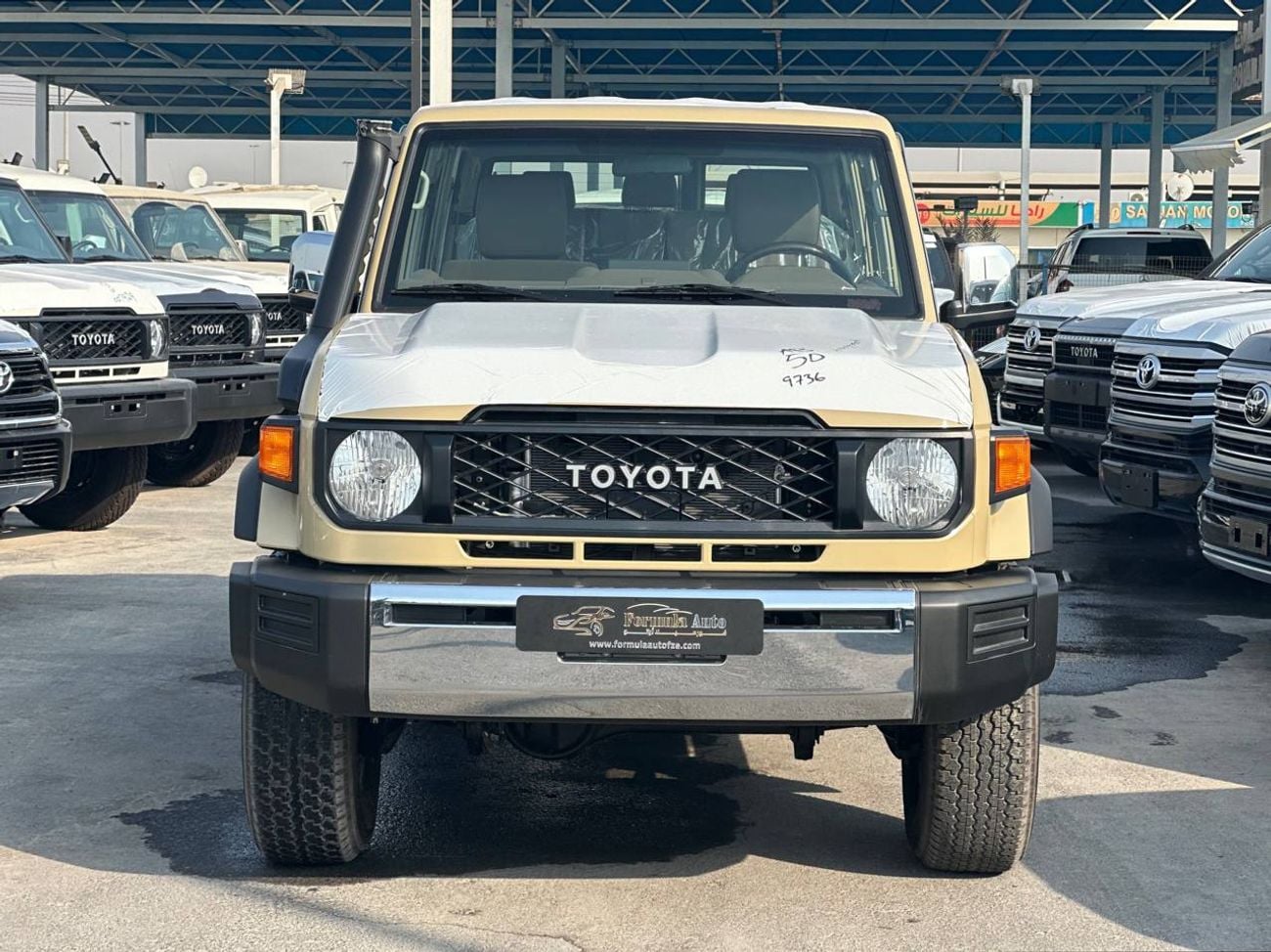 تويوتا لاند كروزر 70 LC76 LX