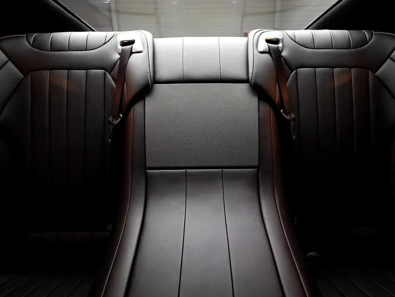 Aston Martin DB9 Vengeance By KAHN