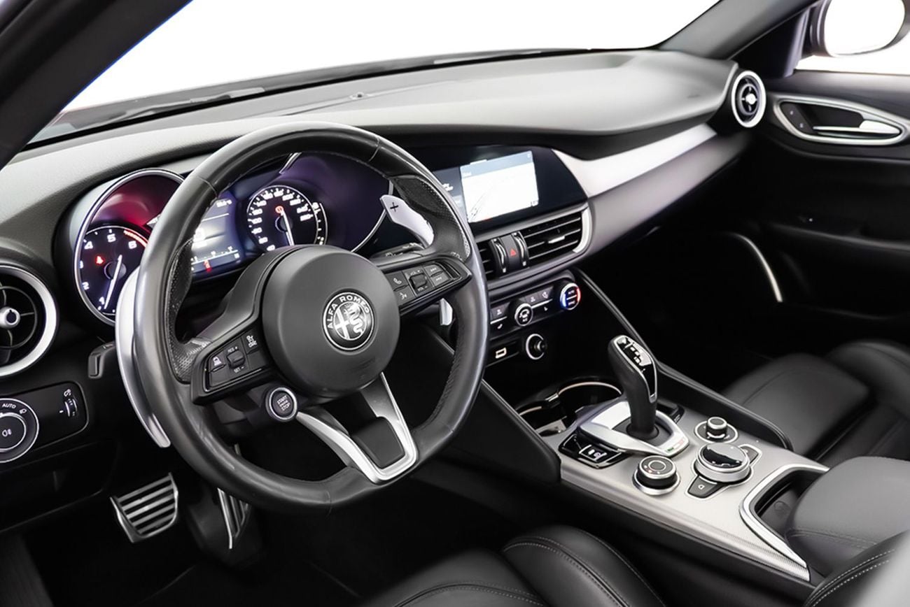 Alfa Romeo Giulia VELOCE