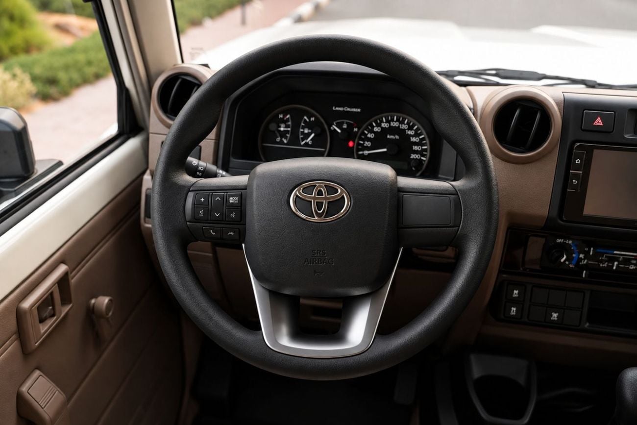 Toyota Land Cruiser 70 LC 78 HARDTOP 4.0L MT 2026 Toyota Land Cruiser 70 Series (GRJ78) 4.0L V6 4WD