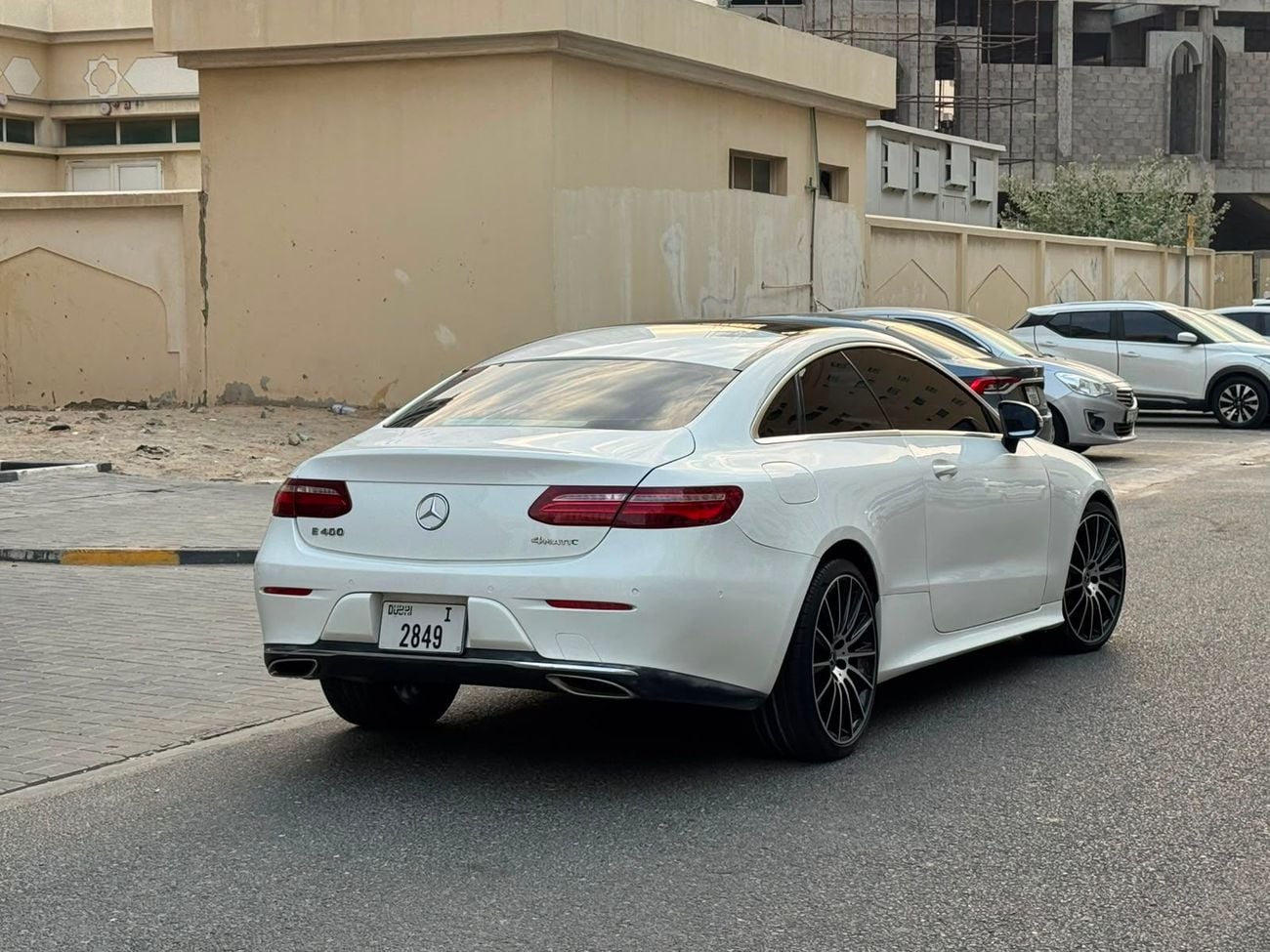 Mercedes Benz E400 STANDARD