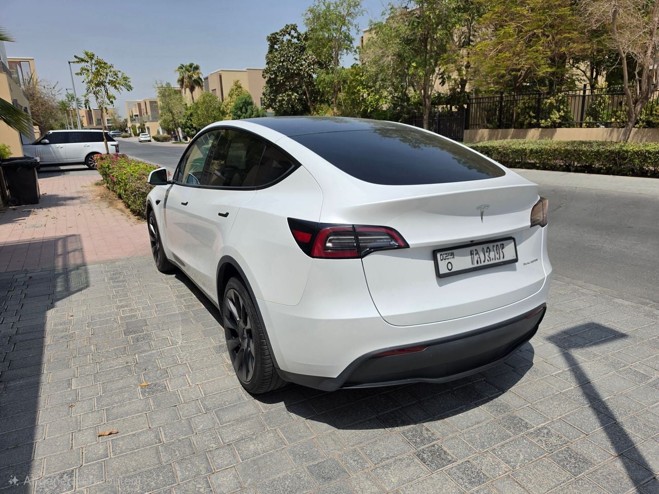 Tesla Model Y LONG RANGE