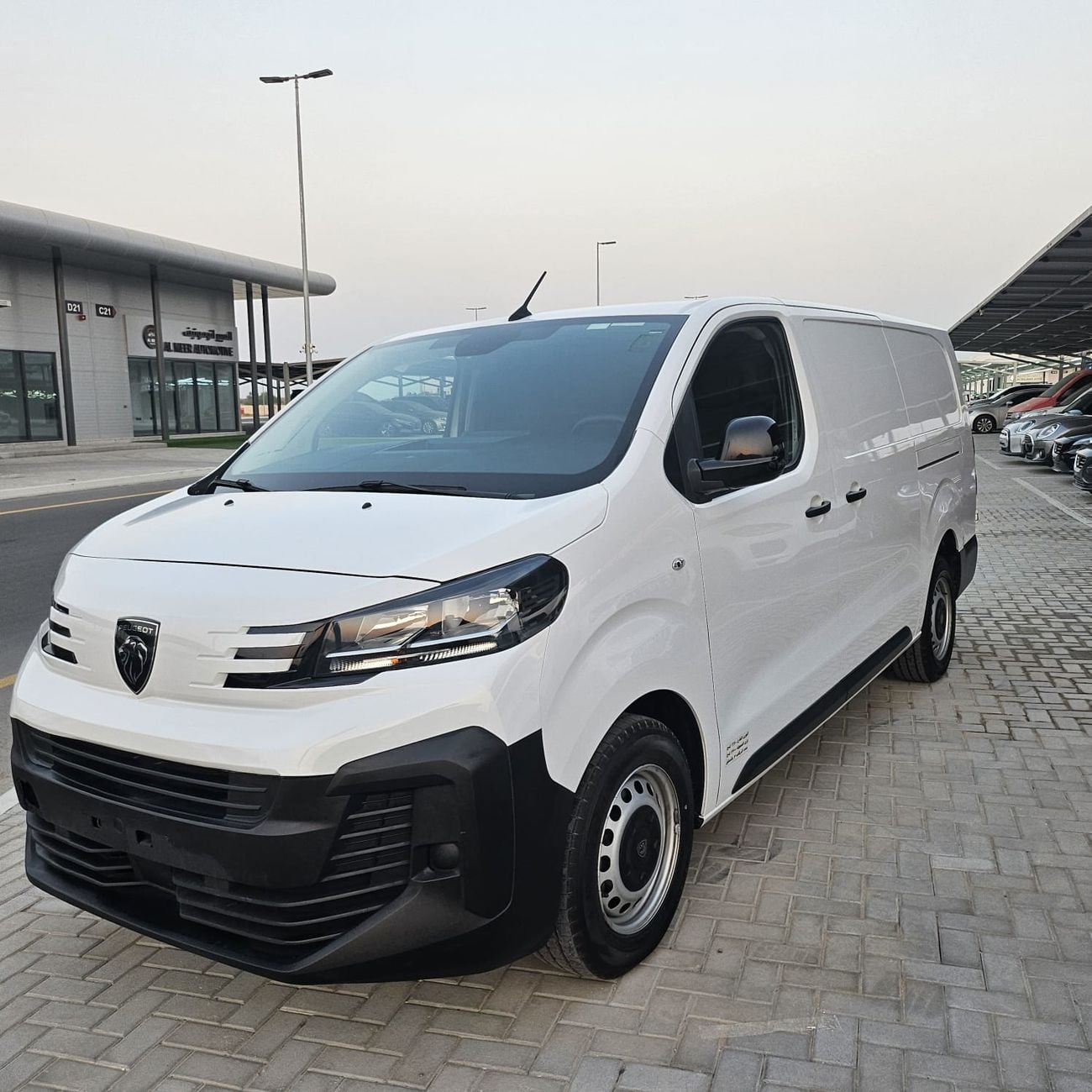 بيجو إكسبرت VAN L3 الخيار الكامل