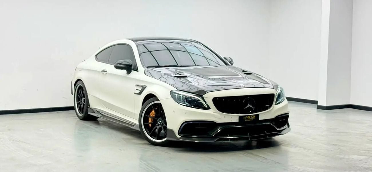 مرسيدس بنز C 63 AMG C63 S AMG, Warranty, Carbon Fiber Package, Very Low Km, Excellent Condition