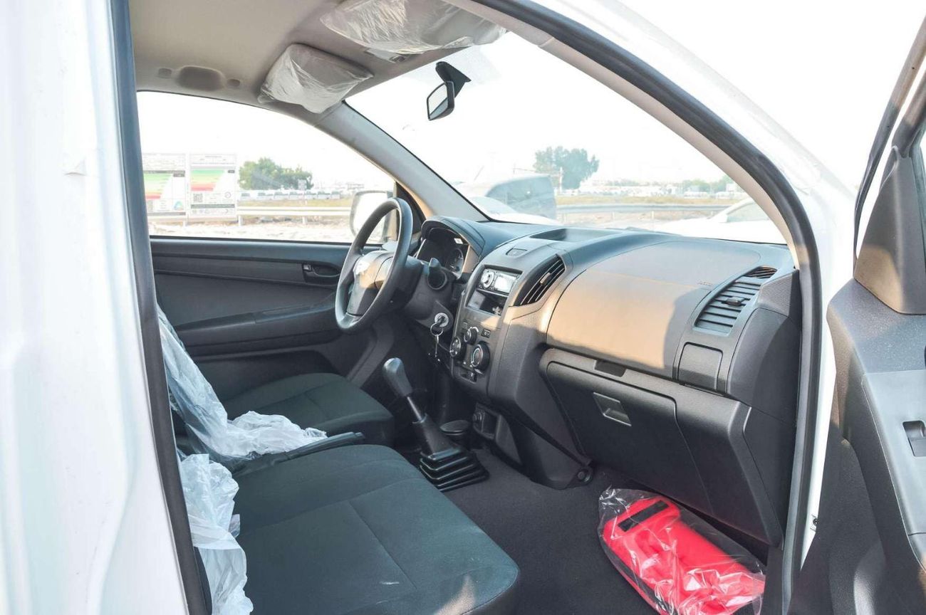 Isuzu D-MAX STANDARD 1.9L RWD DIESEL PICKUP 2025