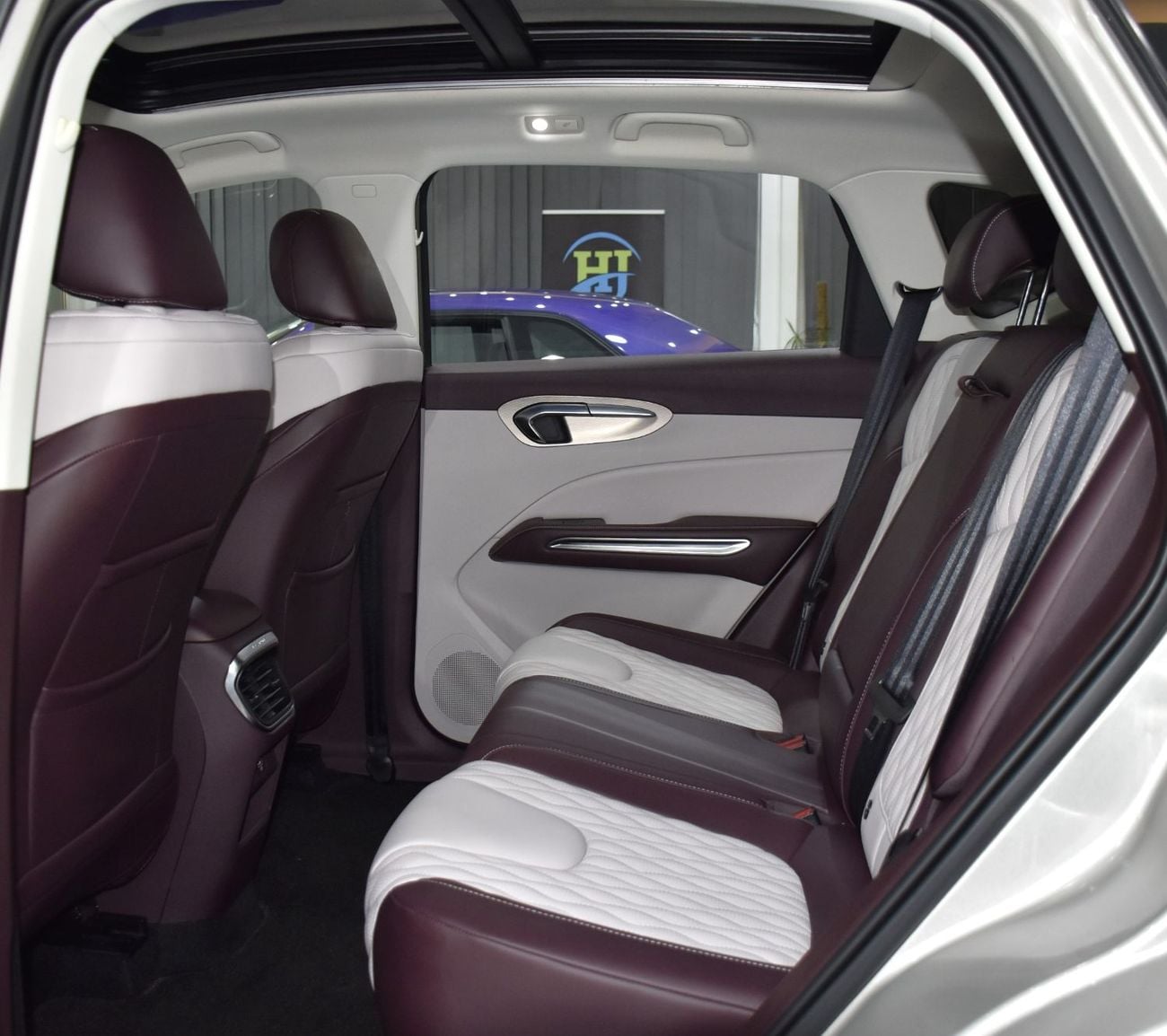 Bestune T90 LIMOUSINE EXCELLENT DEAL for our Bestune T90 ( 2025 Model ) in Beige Color GCC Specs