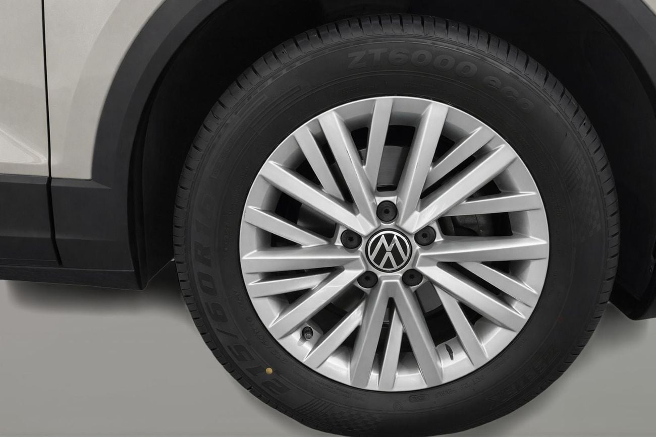 Volkswagen T-ROC LIFE 2024 | AED 900/Month | 0 DP | 30 Day Return | Warranty | Service History
