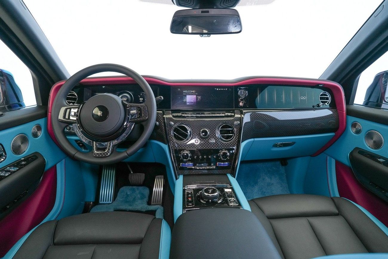 Rolls Royce Cullinan BLACK BADGE