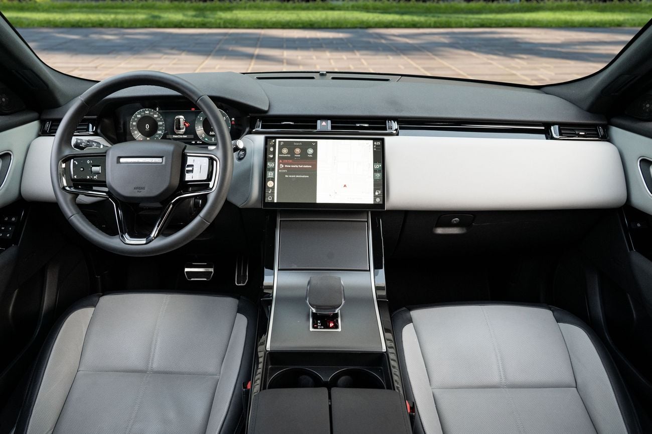 لاند روفر رينج روفر فيلار Range Rover R- Dynamic SE P250 | 4,407 P.M | 0% Downpayment | Land Rover Range Rover Velar R-Dynamic