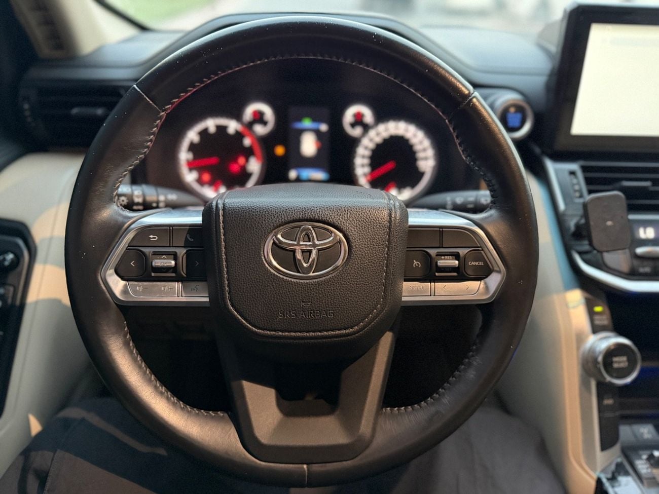 Toyota Land Cruiser GXR 2022 Diesel 3.3L Twin turbo Pull Option