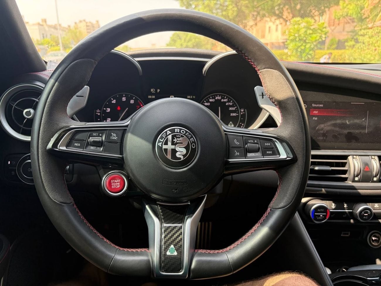 Alfa Romeo Giulia QUADRIFOGLIO