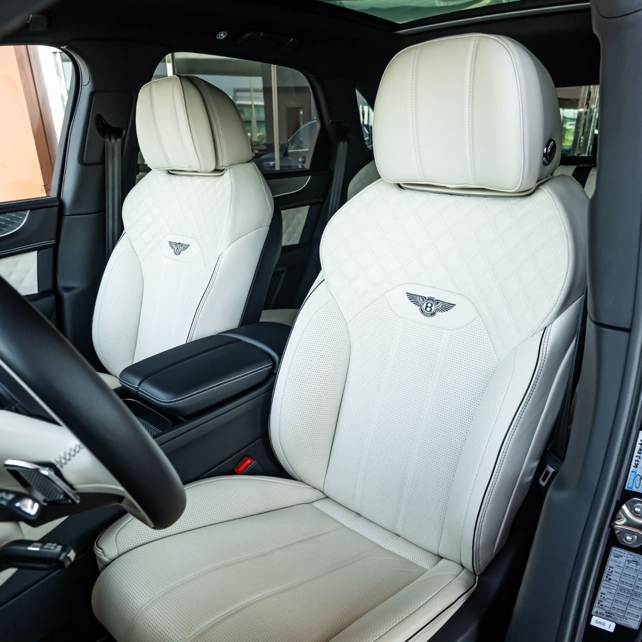 Bentley Bentayga FIRST EDITION 2021 BENTLEY BENTAYGA V8 DONE 19,000KM