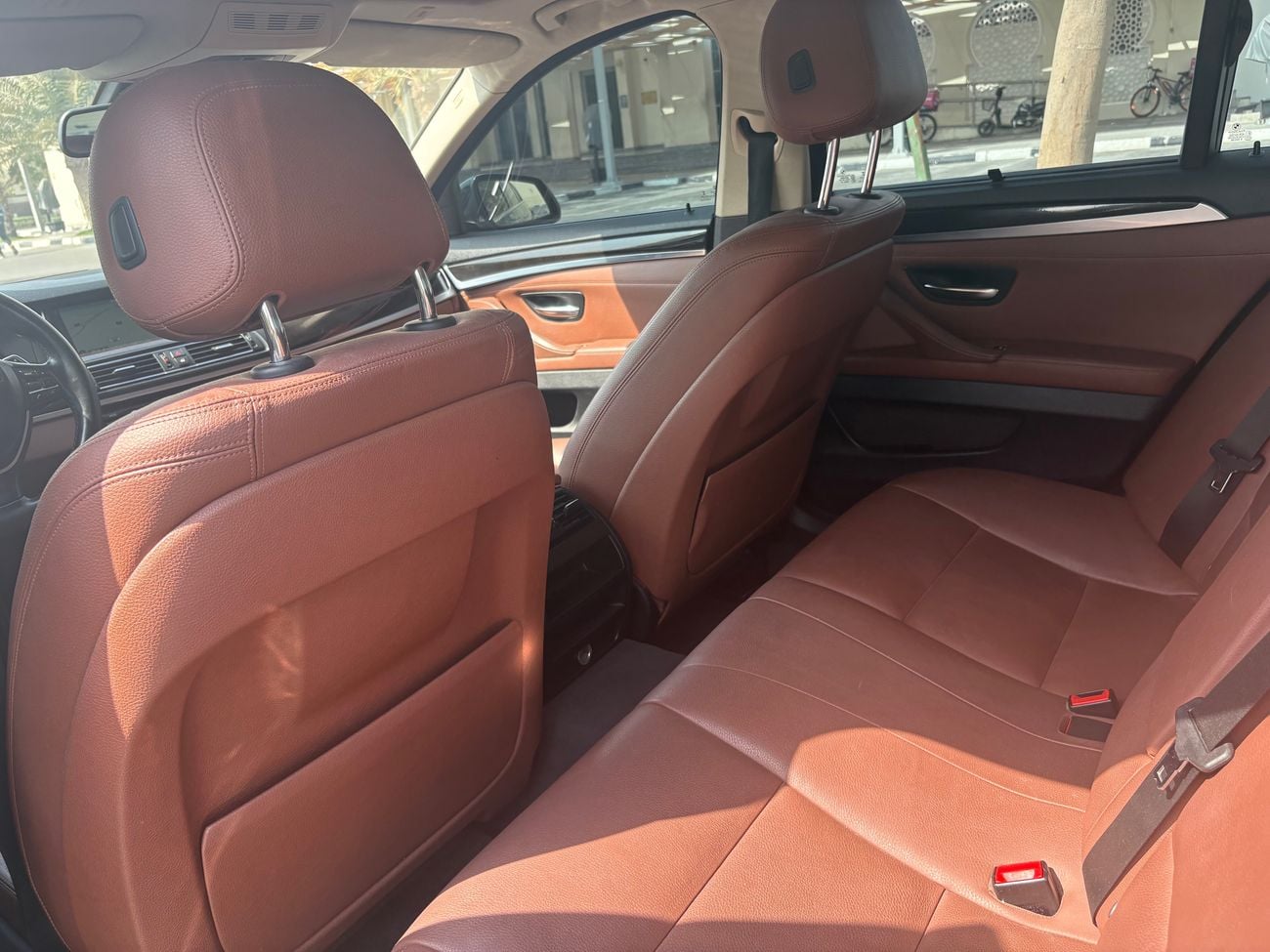 BMW 528i EXCLUSIVE