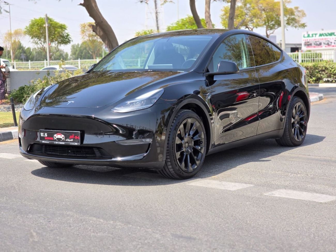 Tesla Model Y LONG RANGE AWD DUAL MOTOR 2022 GCC WITH TESLA AGENCY WARRANTY TILL 2030 SINGLE OWNER IN MINT CONDITION