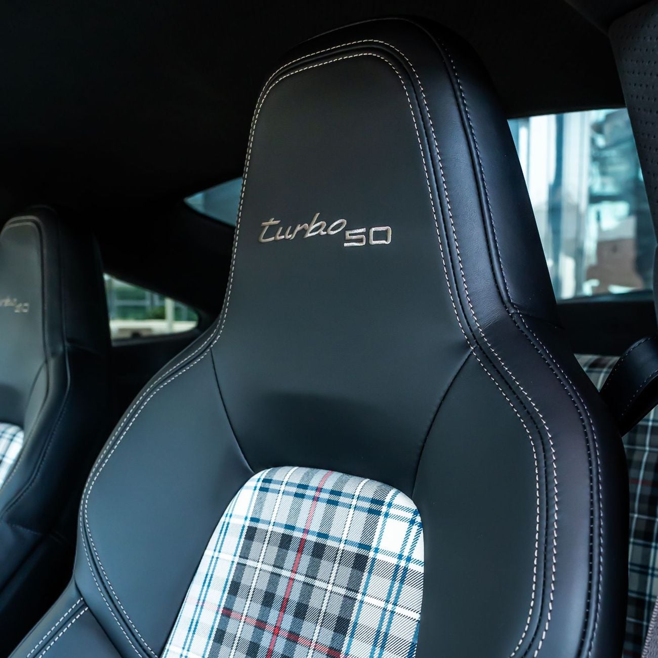 Porsche 911 TURBO 50 YEARS
