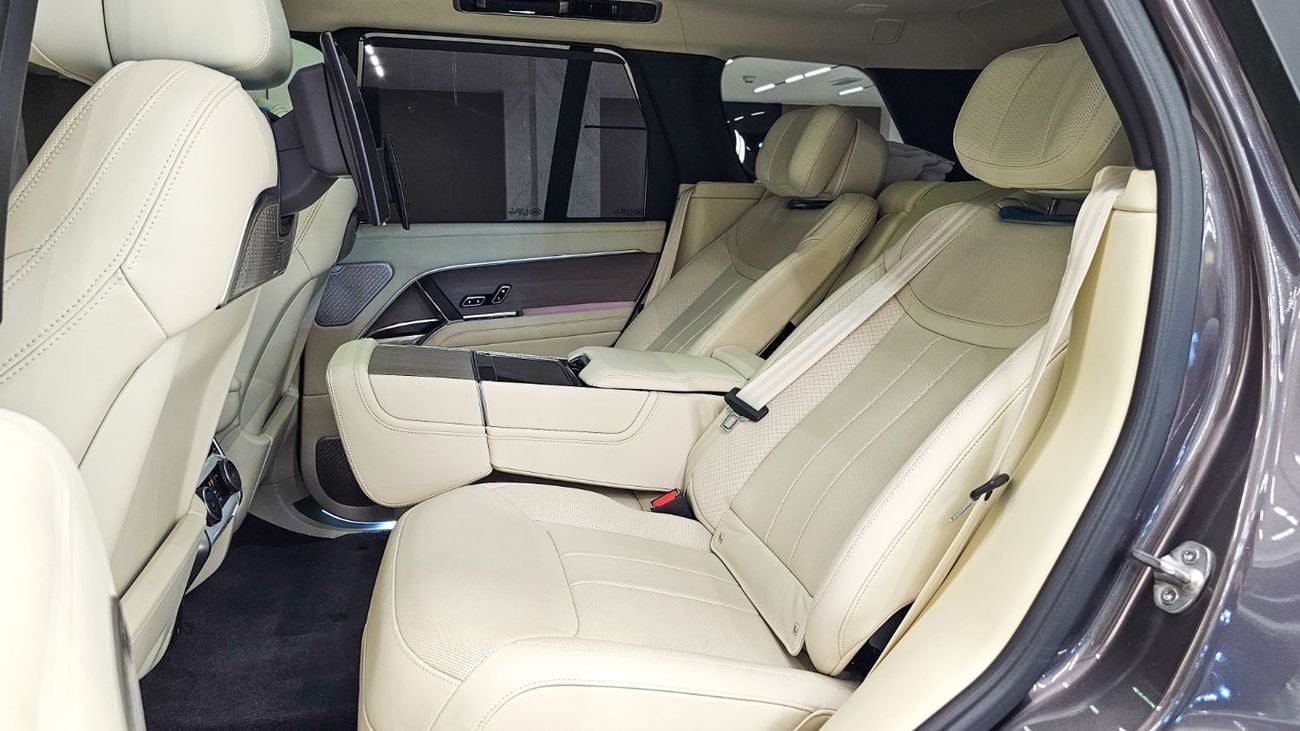 Land Rover Range Rover FIRST EDITION P530