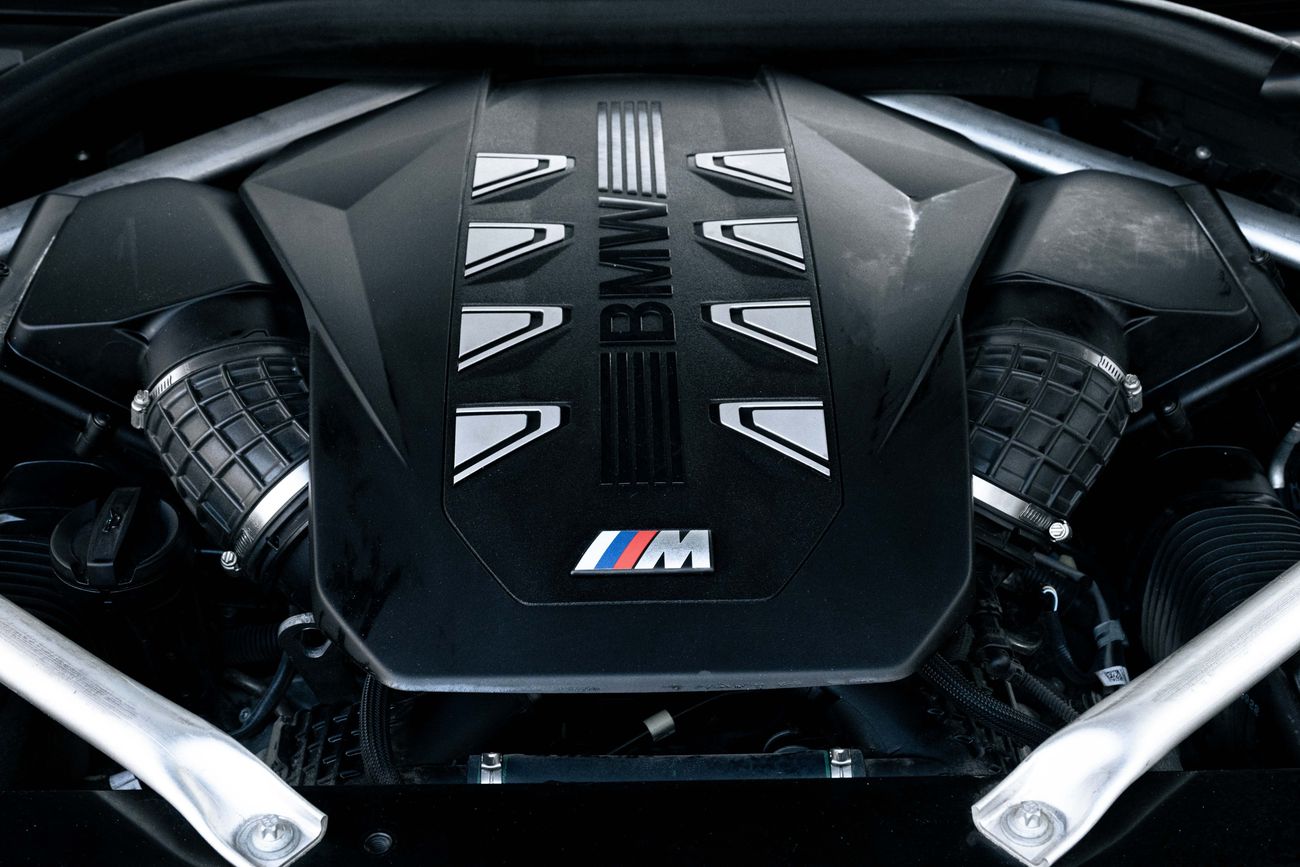 BMW X7 M60i XDRIVE X7 M60i | 5,875 P.M | 0% Downpayment | BMW WARRANTY & SERVICE!