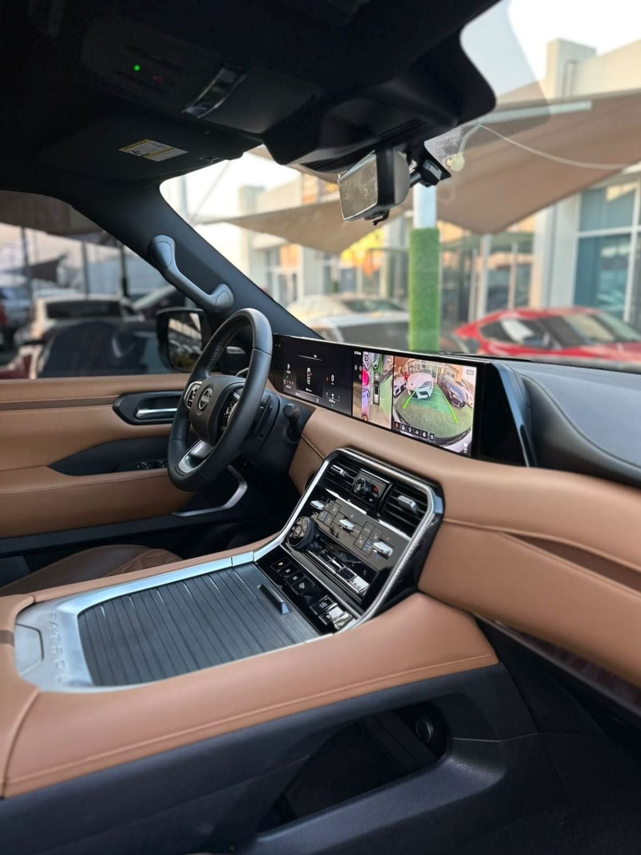 Nissan Patrol LE PLATINUM CITY NISSAN PATROL PLATINUM T2 GCC 2025 FULL OPTION ORIGINAL PAINT UNDER WARRANTY