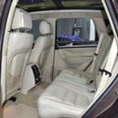 فولكس واجن طوارق SEL EXCELLENT DEAL for our Volkswagen Touareg ( 2015 Model ) in Brown Color GCC Specs
