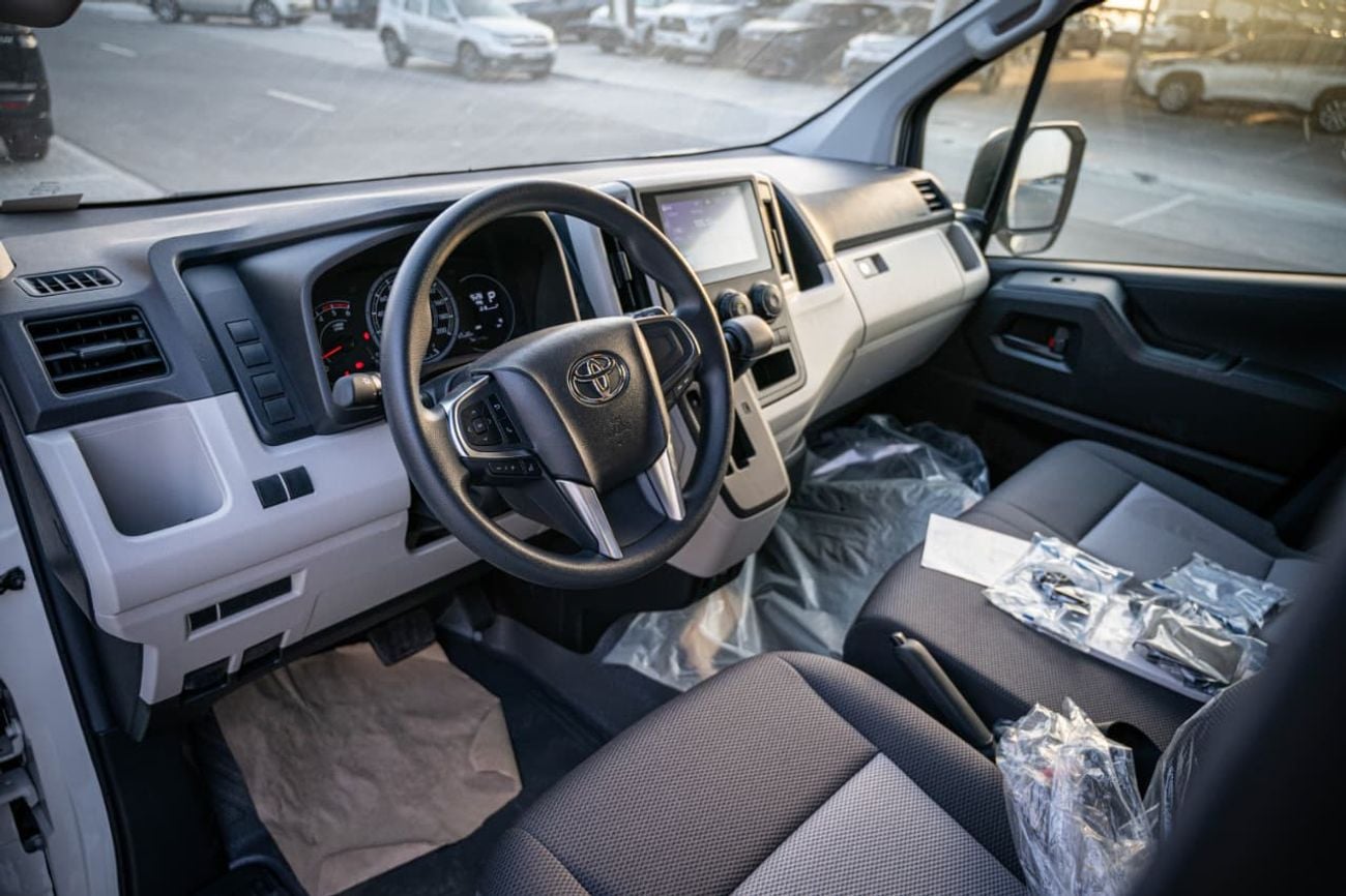 تويوتا هاياس DX 2.8L - 4 CYL - AUTOMATIC - DIESEL - VAN - REAR WHEEL DRIVER - HIGHROOF - 3 SEATS - 4 DOOR