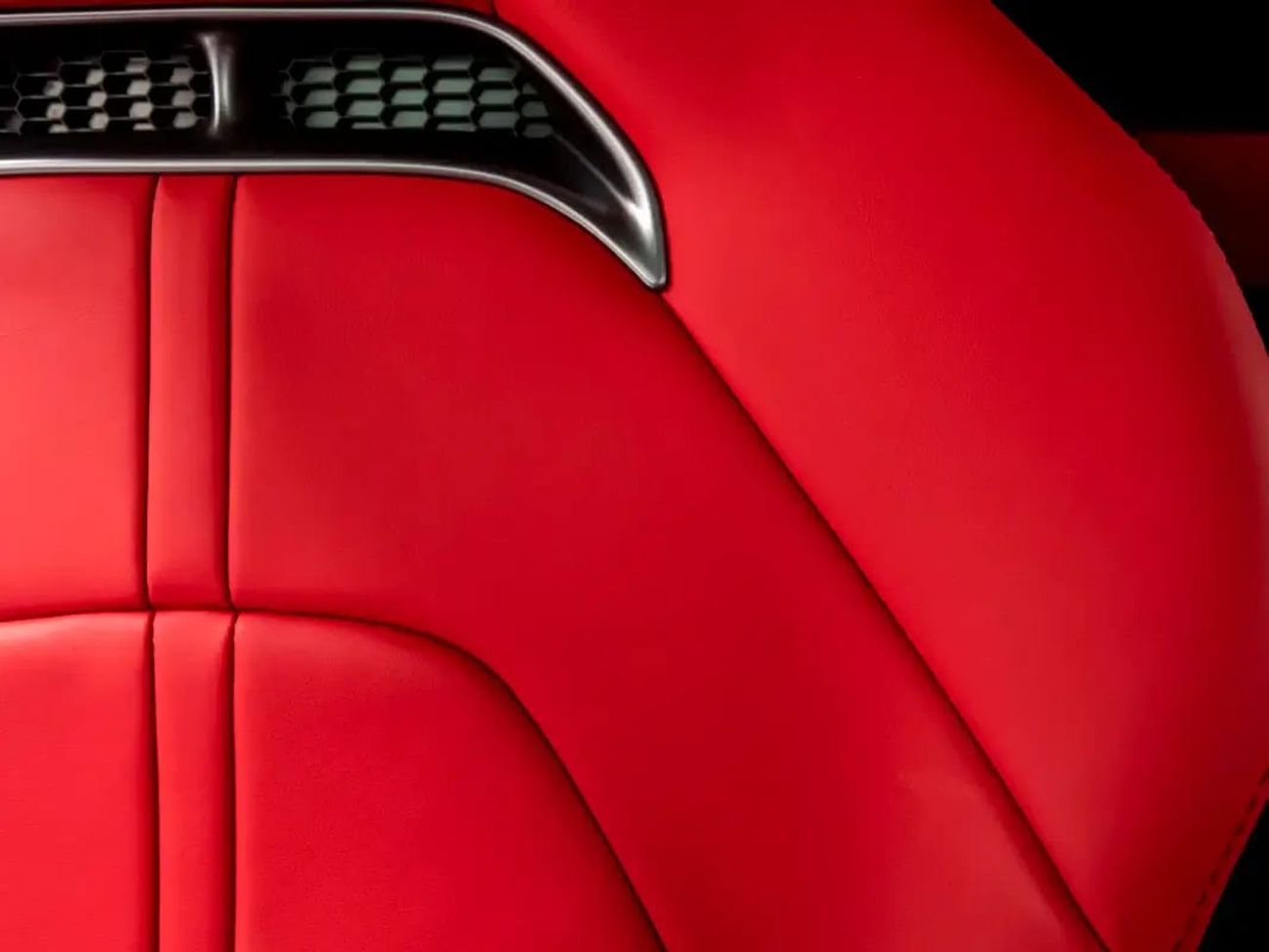 فيراري SF90 ستراديل Euro Spec | Full Dealer History and Service Contract
