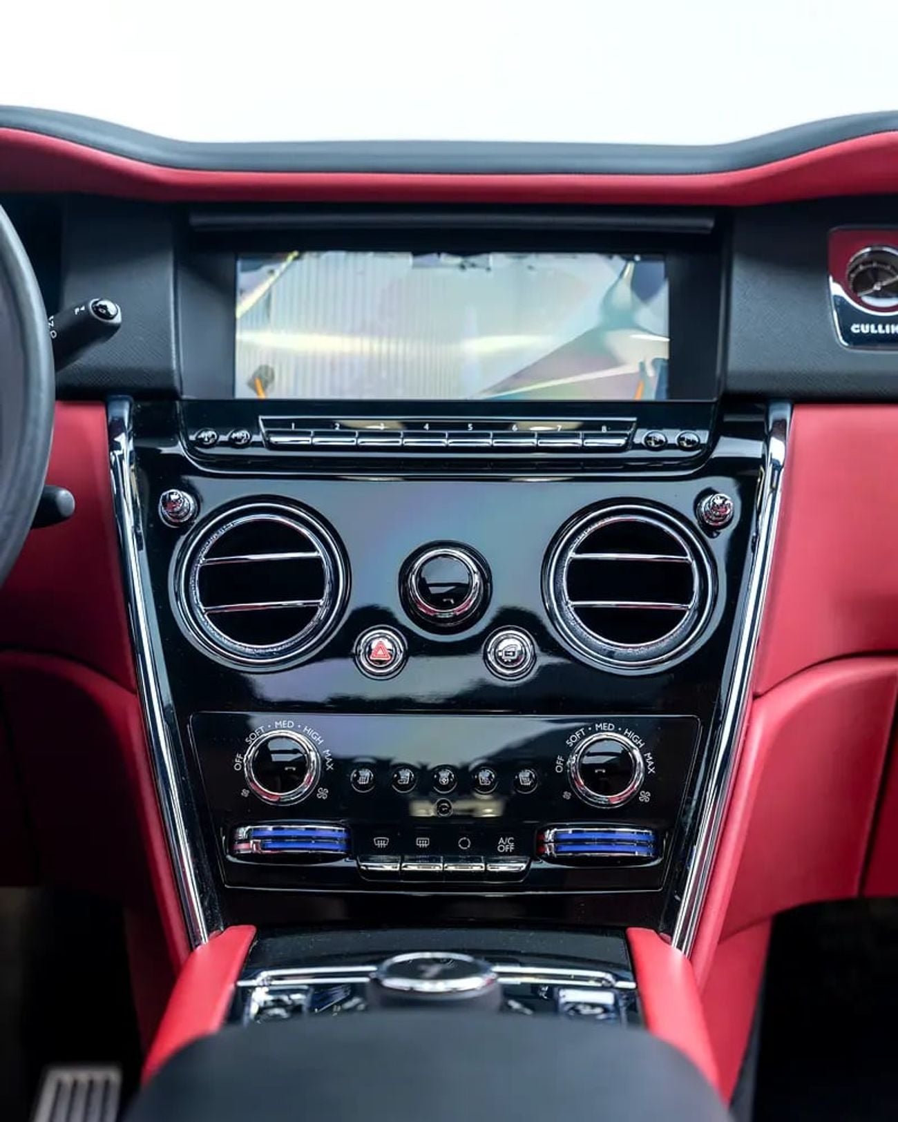 Rolls Royce Cullinan BLACK BADGE FACELIFTED