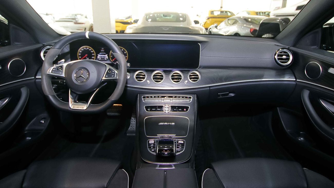 Mercedes Benz E63 AMG S 4 Matic