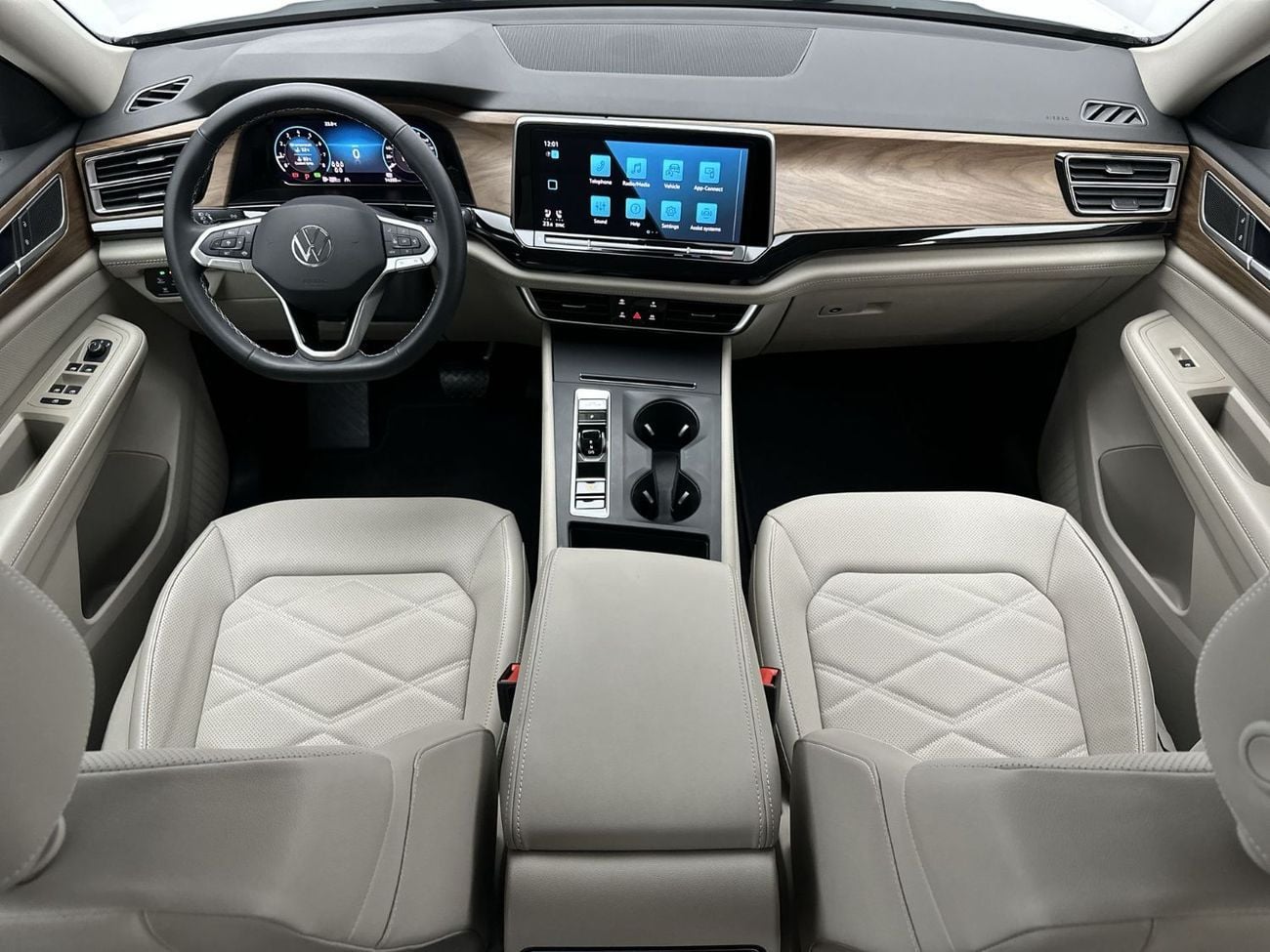 Volkswagen Teramont TRENDLINE Teramont 2L | UPGRADED Leather Seats | GCC Spec | VW Certified