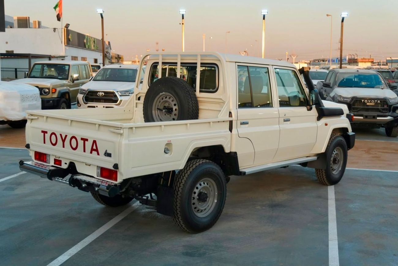 Toyota Land Cruiser Pick Up lc 79 2.8L LAND CRUISER PICKUP , MANUAL DIESEL - 2026