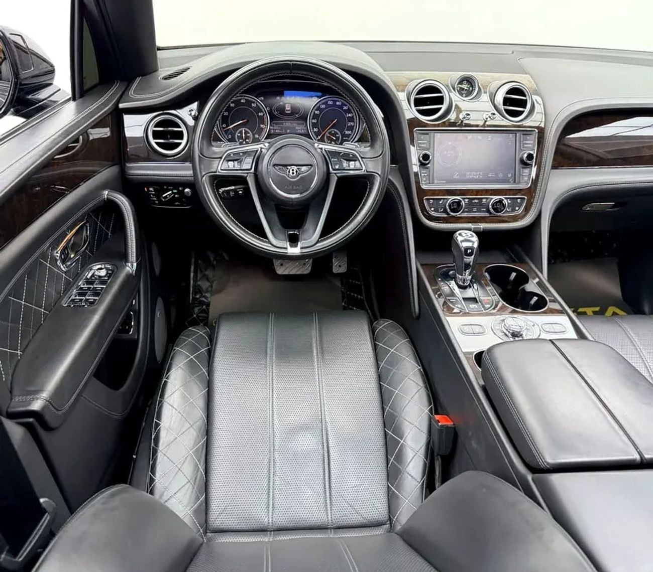 Bentley Bentayga Full Service History, Night Vision, Fully Loaded, Excellent Condition, Euro