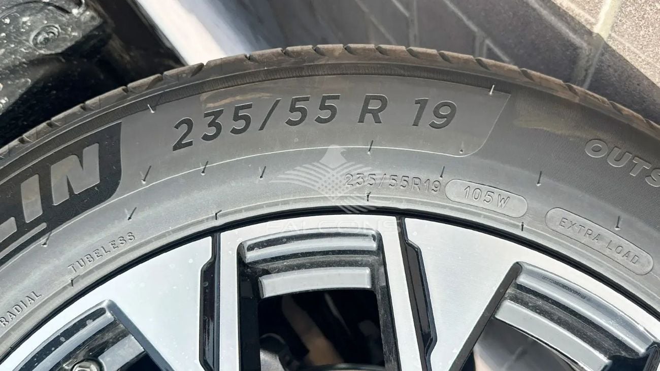 مرسيدس بنز GLC 300 4MATIC مرسيدس بنز/GLC/GLC04 2.0 لتر 300 4MATIC كوبيه أوتوماتيكية