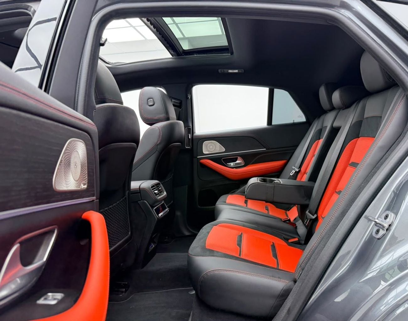 Mercedes Benz GLE53 AMG COUPE 4MATIC+ 2024 Mercedes Benz GLE53 AMG Coupe, 5 Years MB Warranty + Service Pack, Low Km, Fully Loaded, GCC