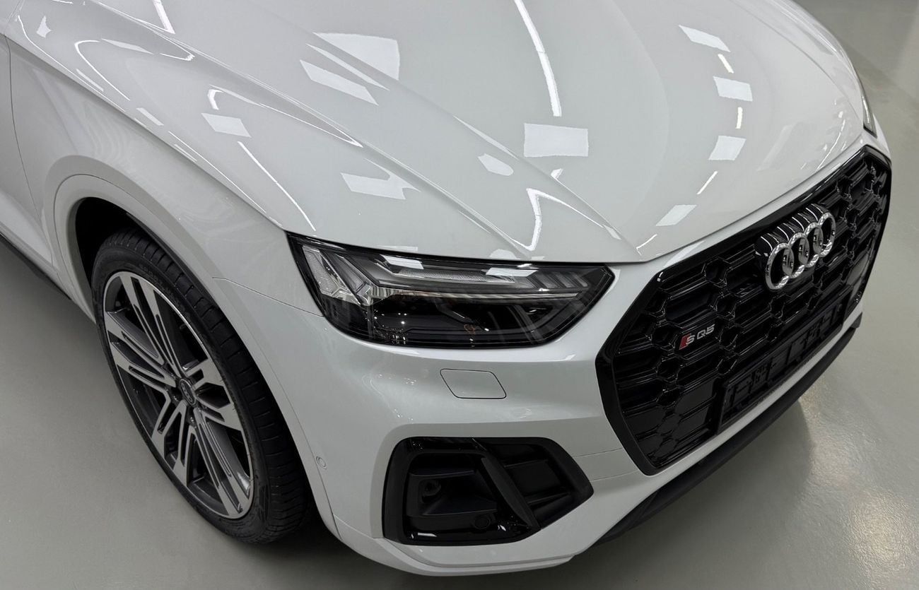 أودي SQ5 TFSI SPORTBACK TFSI quattro 3.0L