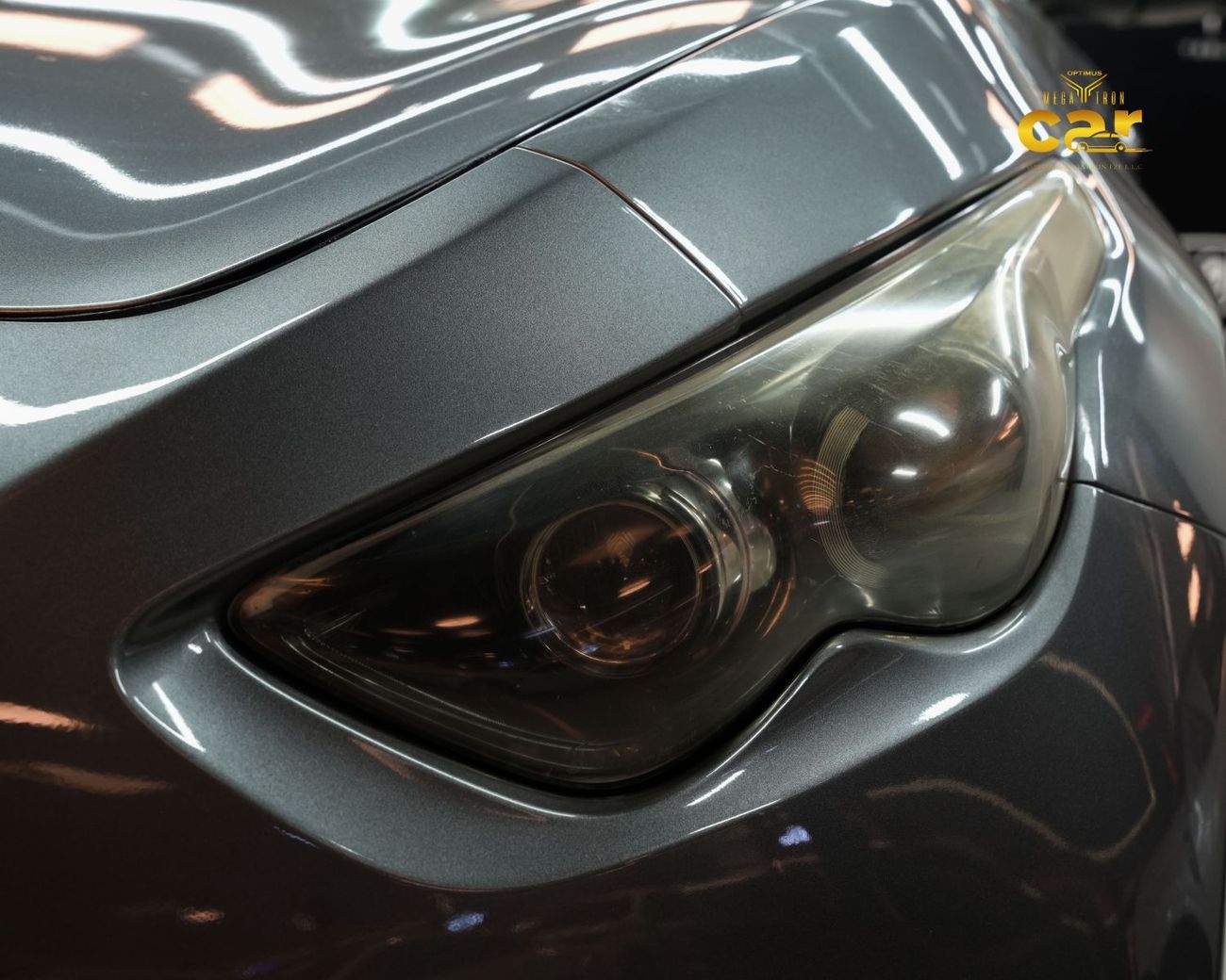 Infiniti QX70